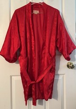 VINTAGE 80  s 90  s 100 Silk Red Jacquard Kimono Robe Dragon Hong Kong Loungewear