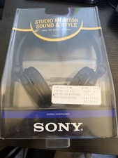 New Sealed Sony Studio Monitor Series Headphones MDR-V150