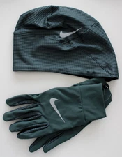 Nike Men's Essential Running Beanie Hat & Glove Set L/XL Vintage Green/Silver