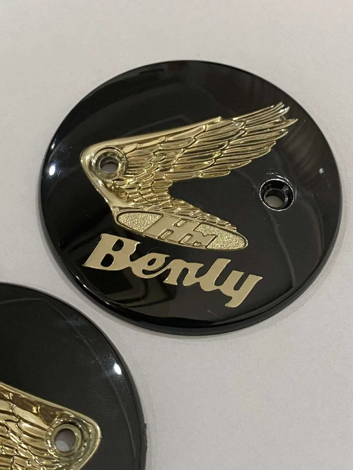 INSIGNIAS EMBLEMÁTICAS TANQUE HONDA BENLY C92 CS92 C95 CA95 C200 S90 CB160 CA160/Oro Foto 2 de 4
