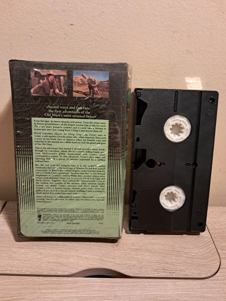 Kung Fu (VHS 1984 Warner Clam-Shell) Cut-box - Image 2 of 4