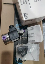 New Parker 71315SN1GNJ1 Solenoid Valve 1/8" NPT