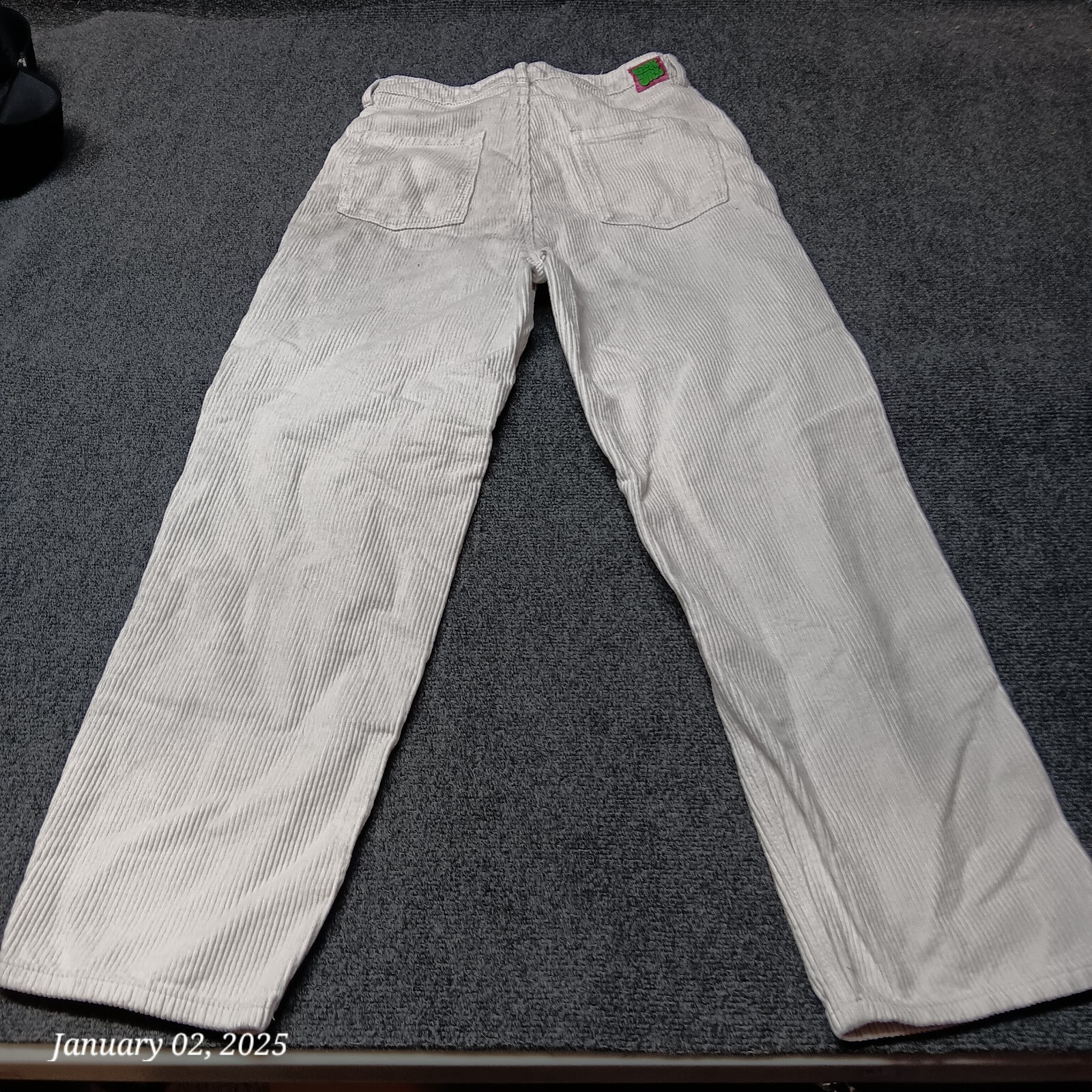 Picture 4 of 12