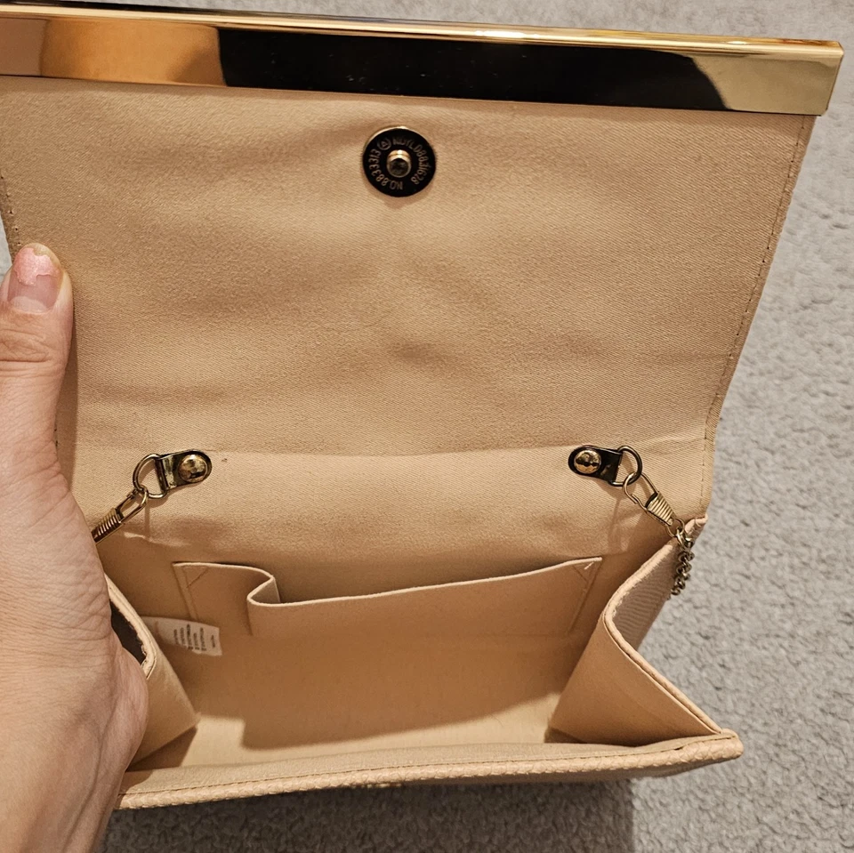 Womens Pink Clutch/Crossbody Bag with Gold Chain Strap - Image 4 of 4