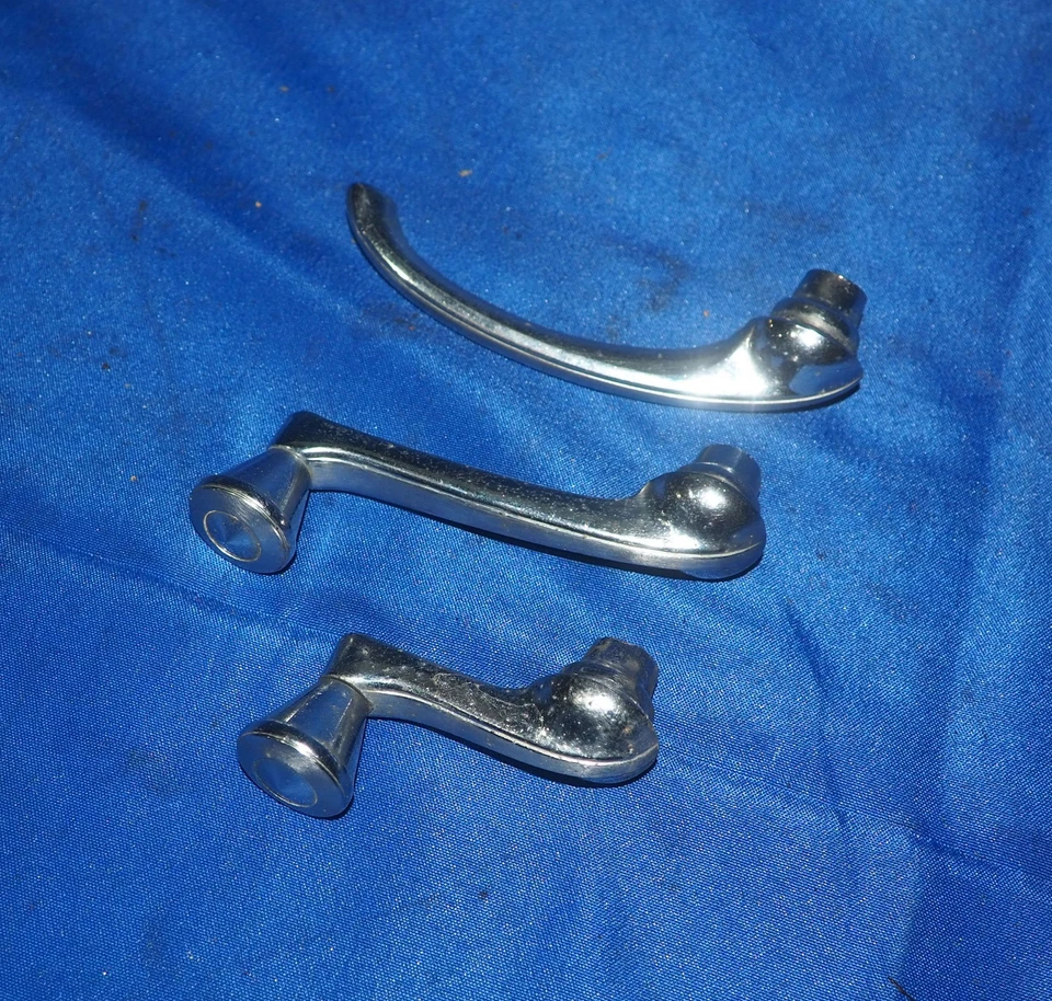 Cadillac Serie 62 1953 cupé juego de 3 bielas de ventana cromadas OEM con garantía Foto 3 de 4