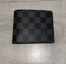 Louis Vuitton  Damier Graphite Bifold Wallet   Pre-Owned still good condition