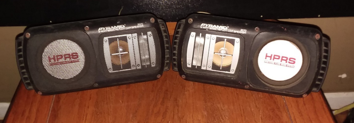Pyramid Vintage Bass Reflex 3-way Black 2070