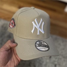 New Era New York Yankees MLB 9FORTY Adjustable Baseball Hat Cap Beige One Size