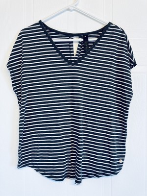 Yogalicious  Women's Grey White Stripe Open Back Active T-Shirt L