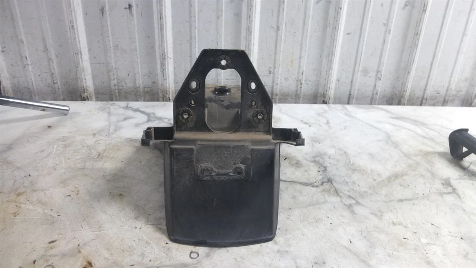 Cubierta guardabarros interior trasero sable 84 Honda VF1100 VF 1100 V65 Foto 4 de 4