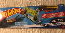 Mattel Hot Wheels Electric Tower Play Set - Race Car with Action Stunt Track