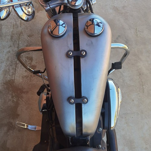 Motorcycle Petrol Gas Fuel Tank Oil Tank For Harley Dyna Unpainted Silver 10L - Foto 9 di 9
