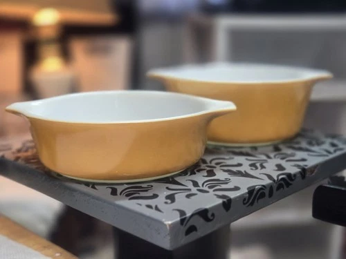 Set of Vintage Pyrex "Old Orchard" Bowls in sizes 1 PT & 1.5 PT. Cool!