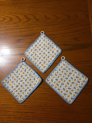 3 Vintage Handmade Decorative Hanging Hot Pads 5'' Yellow Roses Cotton Fabric