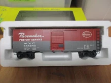 Amer Models NYC boxcar 174542 (5/9/22) Hirail wheels and scale couplers