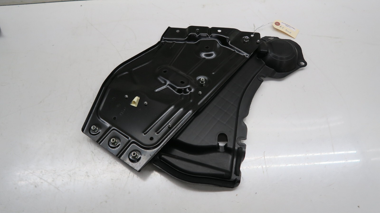 Maserati Ghibli 2014-2019 FRONT+RIGHT+INNER Bumper bracket