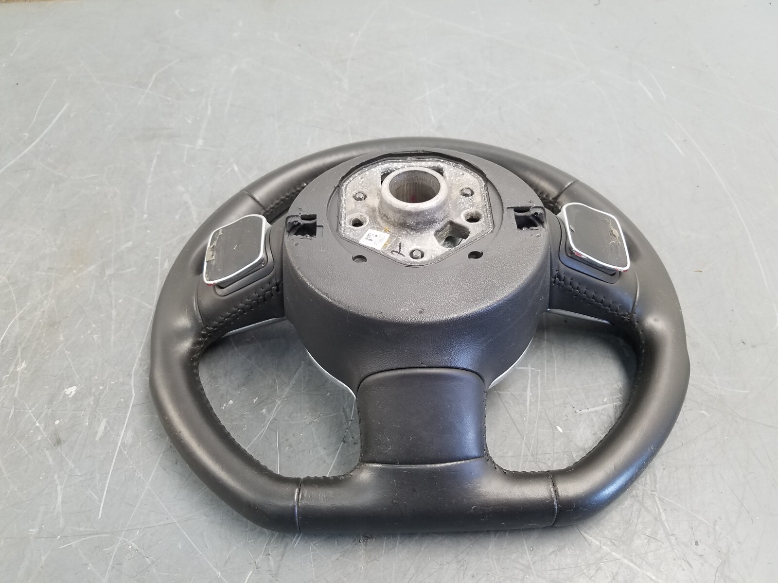 2011 Audi R8 Spyder V10 Leather Steering Wheel / Paddles #0472 J7