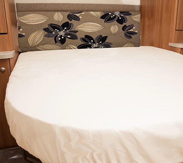 NORTH WEST CARAVAN BEDDING Coachman Laser 875 Xtra Fitted Sheet - Ivory, White, Silver, Grey 004/2