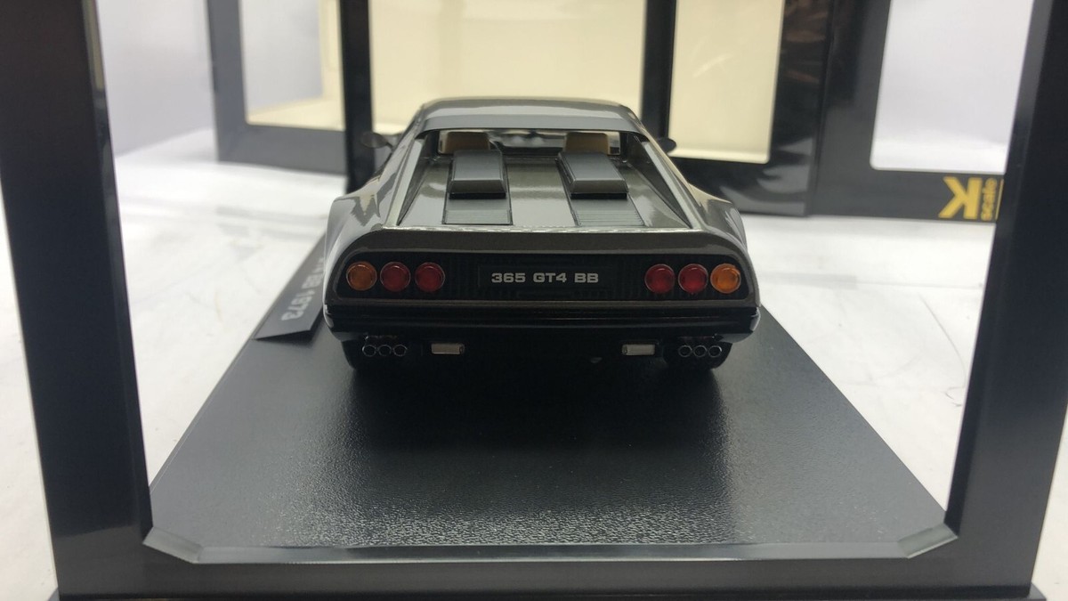 Miniature KK Scale 1/18 - Ferrari 365 GT4/BB 1973 - Argent - Réf KKDC180562