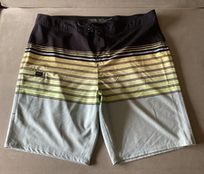 O'NEILL BOARDSHORTS MEN'S SIZE 38