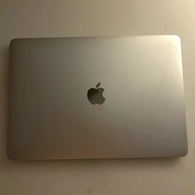 Apple MacBook Pro 13" 2018 · i5 · 8GB · 256GB
