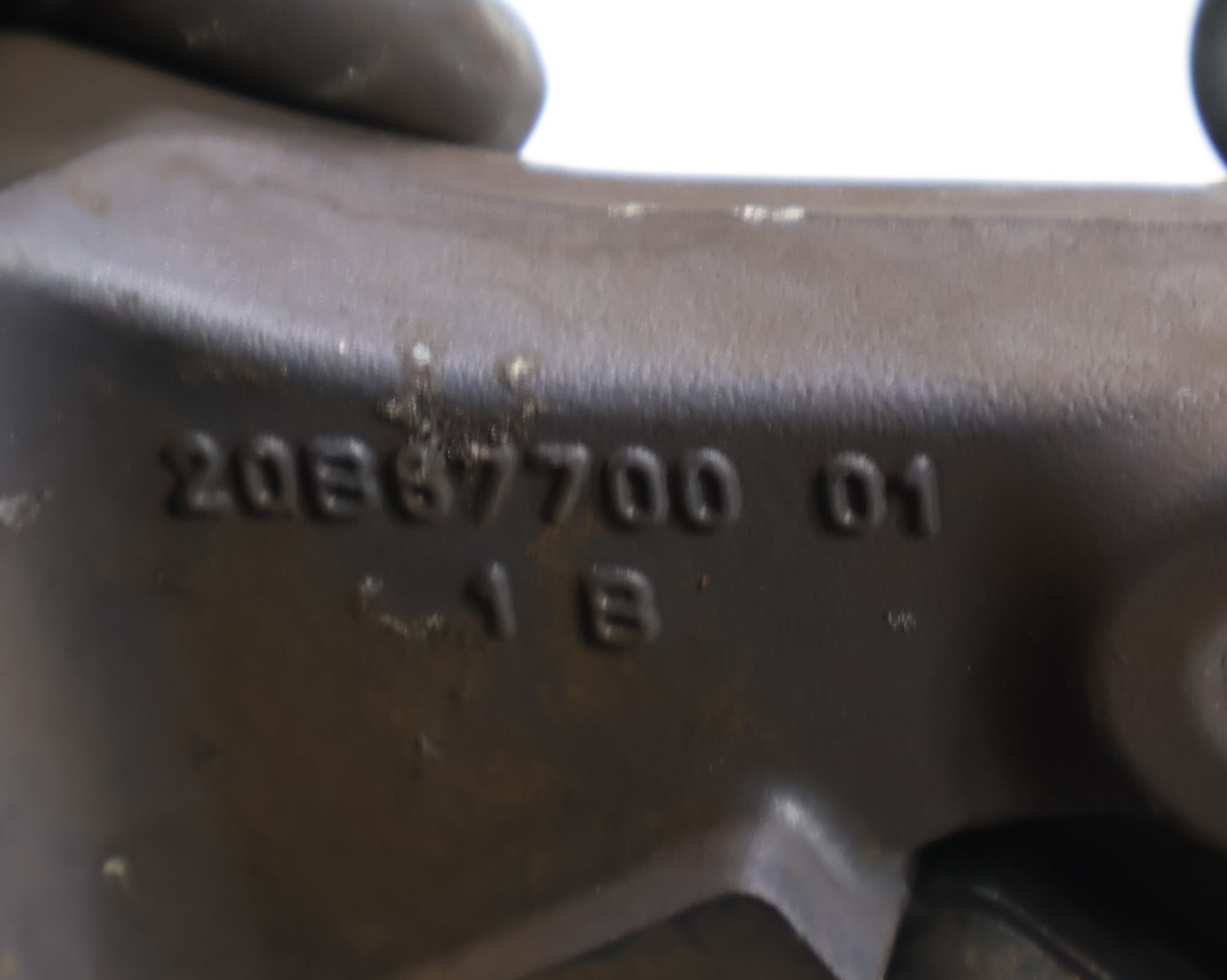 2014 - 2016 MASERATI GHIBLI REAR LEFT DRIVER SIDE BRAKE CALIPER OEM