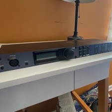 dbx DriveRack PX Multi-Effects Rack Processor, 2-Channel, EQ, Limiter, XLR, 1U