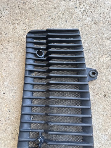 OEM Jaguar XJSC 1984 1988 Lower Windshield Wiper Grille Assembly - Picture 4 of 11