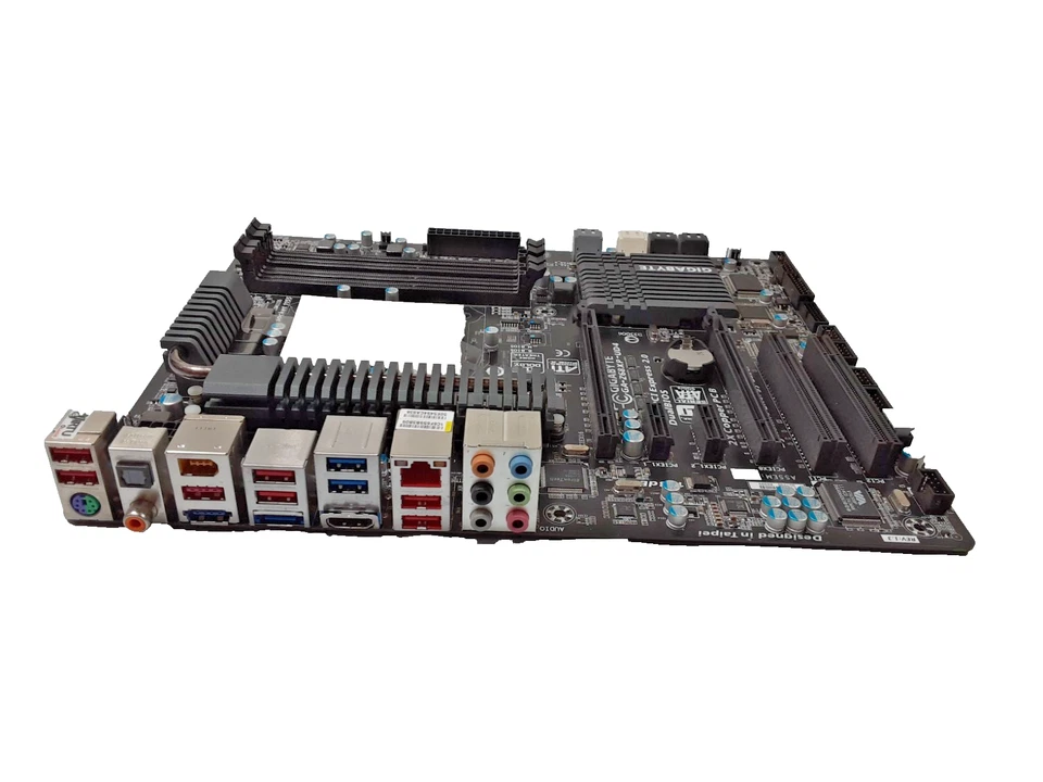 Placa-mãe GIGABYTE GA-Z68XP-UD4 LGA1155 ATX para CPUs i7/i5/i3 2ª geração - Imagem 4 de 4