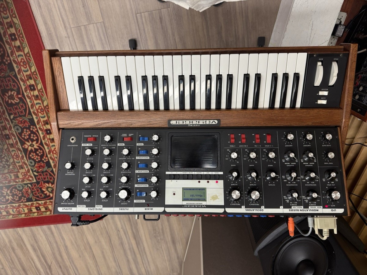 Moog Minimoog Voyager Performer Edition | eBay