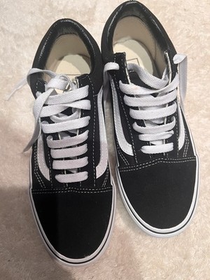 EU Größe 36,5 - VANS Ward Black - VN0A3TLC1871 1 Mal Getragen