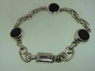 BEAUTIFUL VINTAGE 1970-80'S MEXICO HEAVY STERLING SILVER BEAUTIFUL VINTAGE 1970-80'S MEXICO HEAVY STERLING SILVER