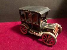 large 7" Japanese ANTIQUE AUTO  T-152 lever action tin litho car Black/Red