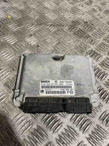 OPEL ASTRA H L48 Motorsteuergerät ECU 0281010267 24417167 28SA9999 32459876