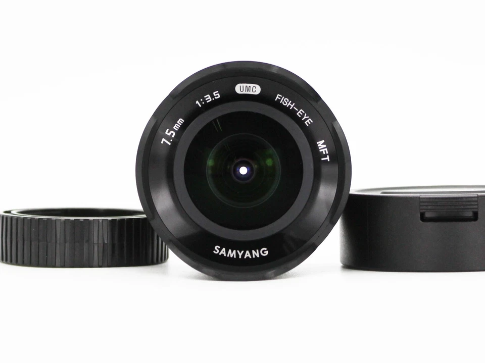 [MINT] Samyang 7.5mm f/3.5 UMC Fisheye MF Lens for Micro Four Thirds - Image 2 of 4