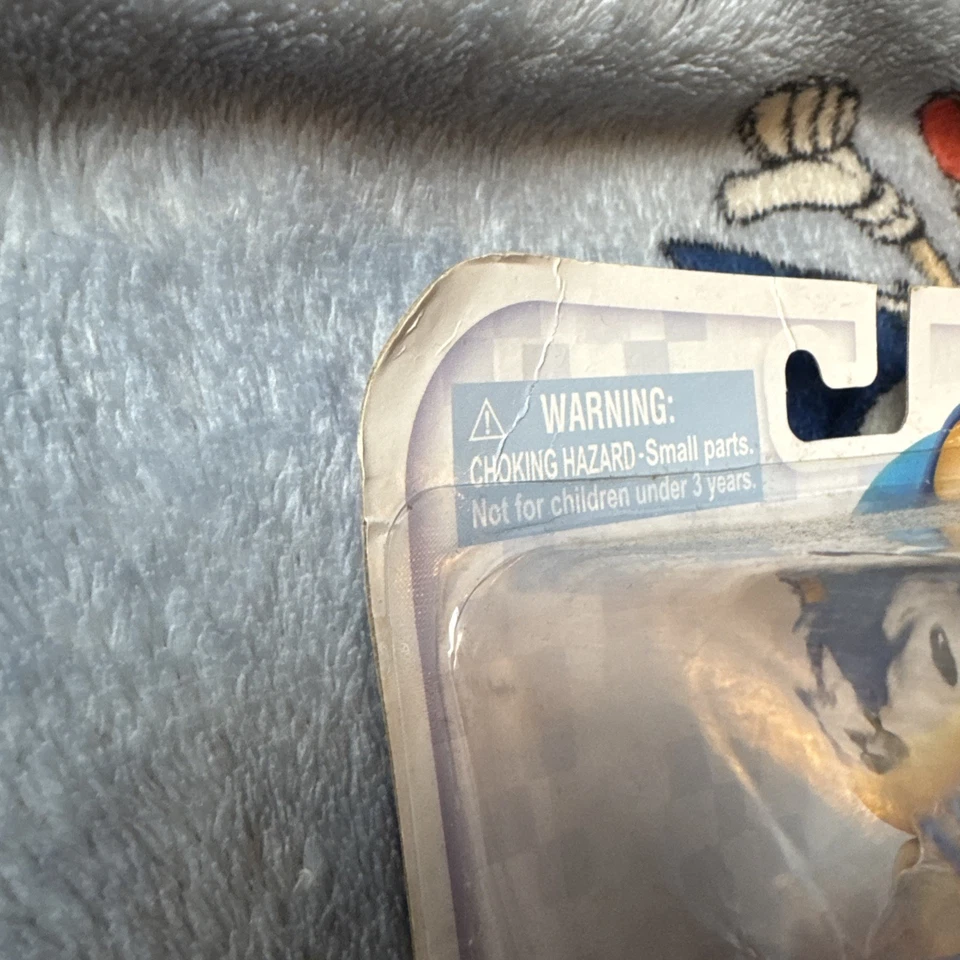 Jazwares Classic Sonic the hedgehog boxed 5 Inch Action Figure - image 4 of 4