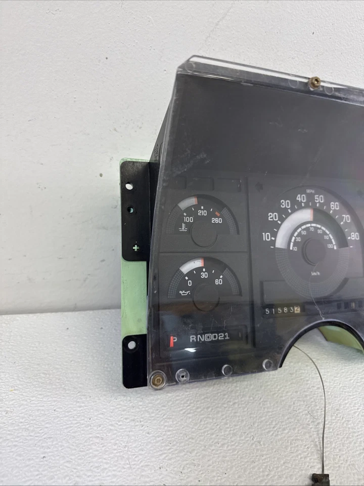 Cuadro de instrumentos 88-91 Chevy GMC Truck C/K 1500 C2500 C3500 OEM 16124865 151K Foto 2 de 4