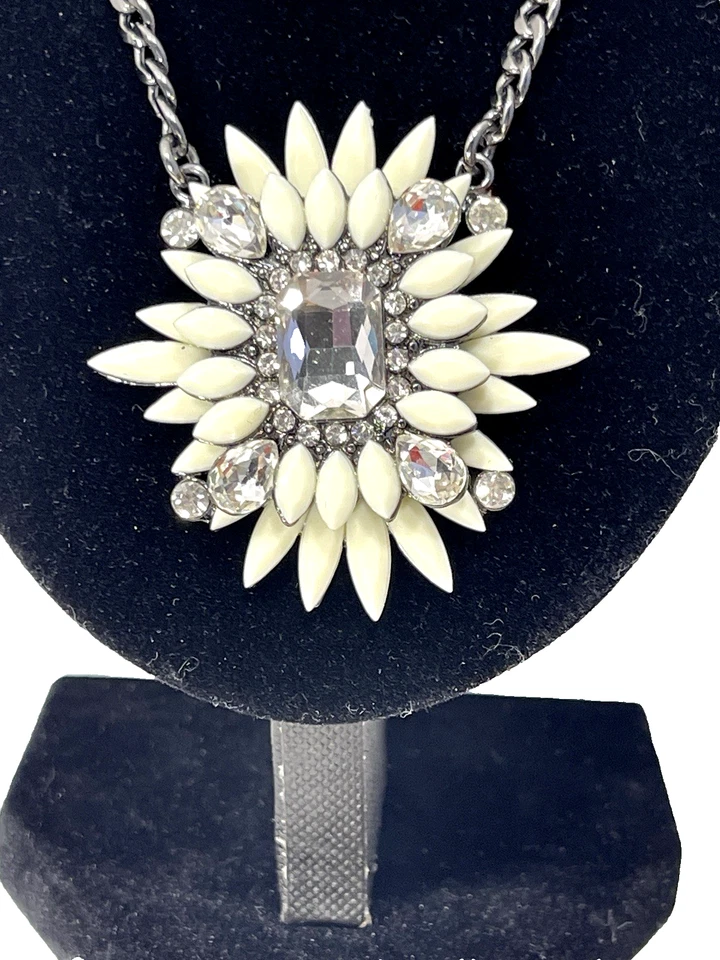 Amrita Singh Sparkle Pop Adnornment Necklace Womans 10" - Image 2 of 4