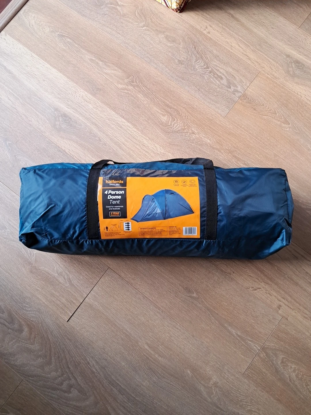 Halfords Outdoor Camping Dome Tent Sleeping 4 Double Skin Layered Used Once