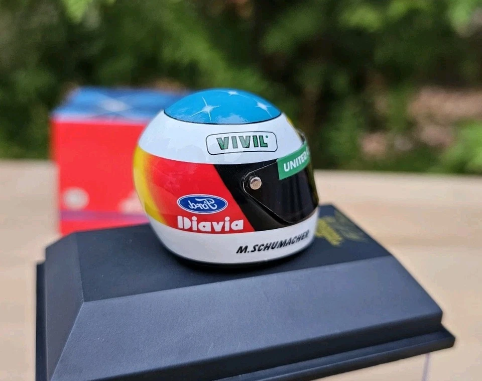 Michael Schumacher Helm Benetton B191 von 1991 1:8 Minichamps - Bild 3 von 4