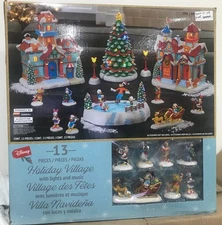 Disney Holiday Village - With Lights & Music -  13 Pieces Set - Used