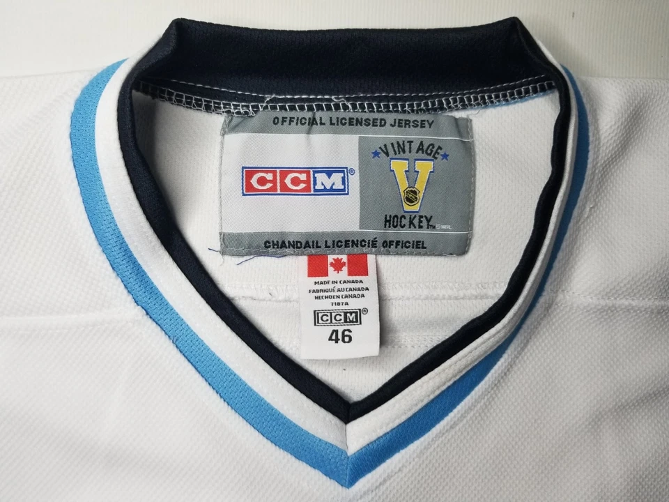 Camiseta deportiva de hockey vintage de Mario Lemieux de los Pittsburgh Penguins #66 CCM talla 46 Foto 3 de 4