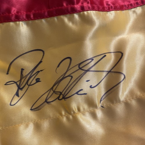 Regina Halmich HOF Signed Autographed Auto German Flag Boxing Trunks BG40 - Picture 9 of 11