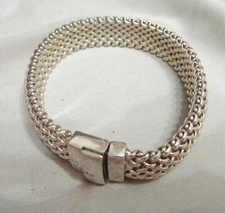 ITALIAN PRETTY MESH BRACELET DESIGNER SIGNED RM 7"