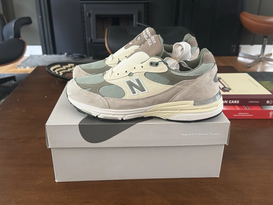 Size 10.5 - New Balance Kith x 993 Spring 101 MR993KT1 - Brand New - Image 2 of 4