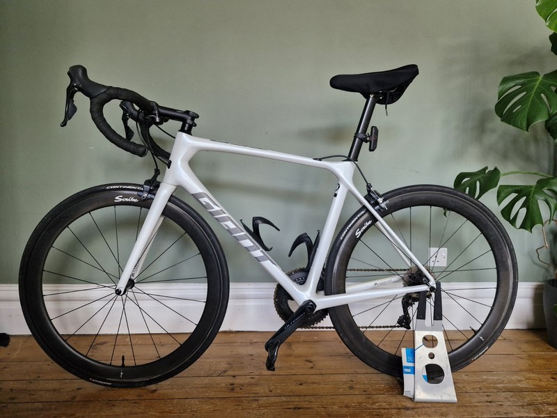 2021 Giant TCR Advanced Carbon Road Bike ML Shimano Ultegra Groupset