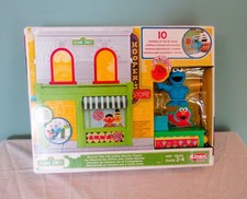 HASBRO SESAME STREET DISCOVER ABCS COOKIE MONSTER PLAYSET NEW