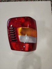 For 1999-112001 Jeep Grand Cherokee Tail Light Driver Side Taillight Lamp Lh