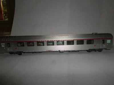1 Voiture TEE inox type mistral 69 voiture Bar RTU sncf HJ4197-1 JOUEF 1:87 - Photo 1/4