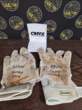Wilman Diaz Dual Signed Auto Game Used Batting Gloves Onyx COA MM01 